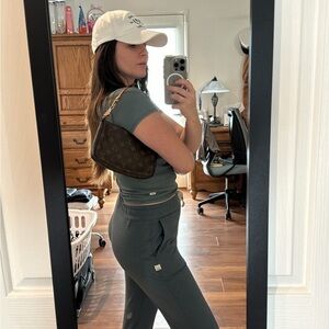 Louis Vuitton Pochette Accessoires